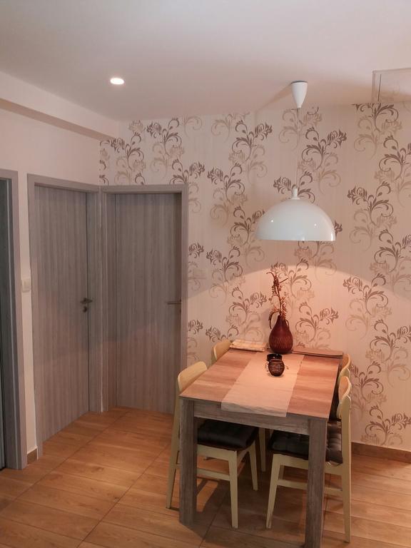 Apartment Maria Banjol エクステリア 写真
